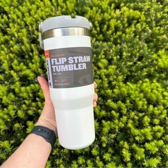 NEW STANLEY ICEFLOW FLIP STRAW TUMBLER | 30 OZ /stanley / white tumbler - Picture 2 of 10